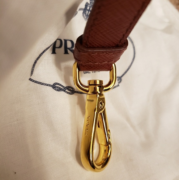Prada Saffiano {Cerise} (SOLD VIA Ⓜ️) - Picture 2 of 5